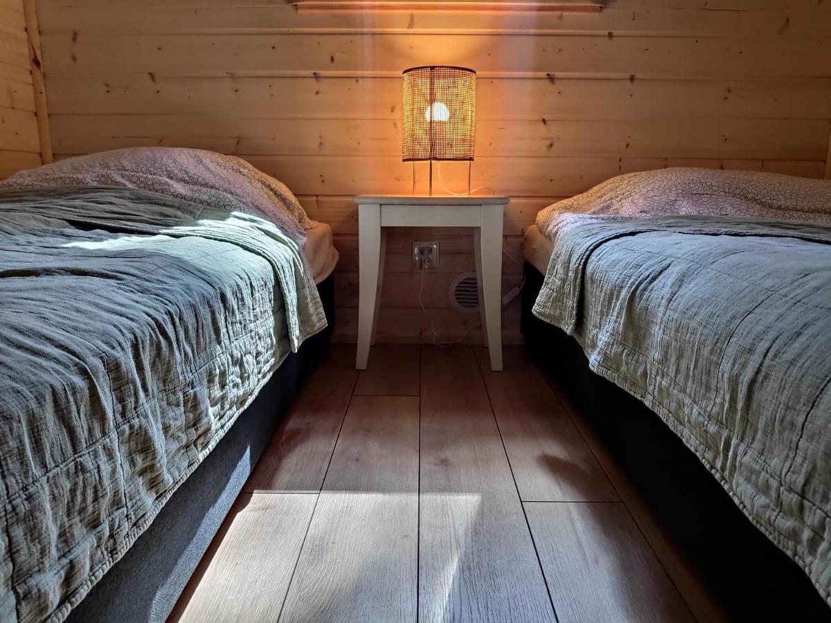 Holiday home Zakatek Wdzydze Z Widokiem Na Jezioro -domek Nr 19