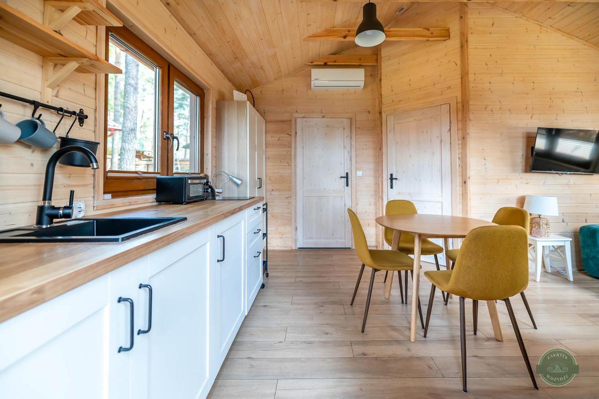 Holiday home Zakatek Wdzydze Z Widokiem Na Jezioro -domek Nr 19 Borsk